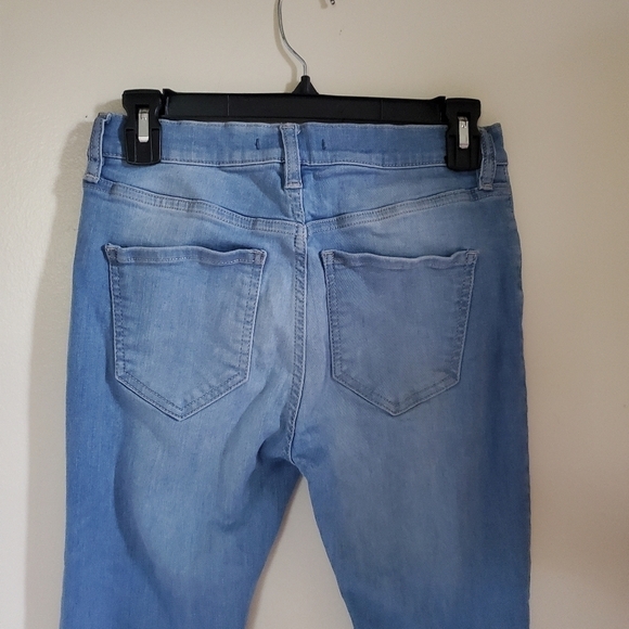 Free People - Shark Bite Raw-Hem Ripped Crop Skinny Jeans in Blue Size 28 - Picture 10 of 12